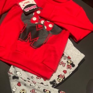 Two piece Babygirl Minnie outfit size 3T